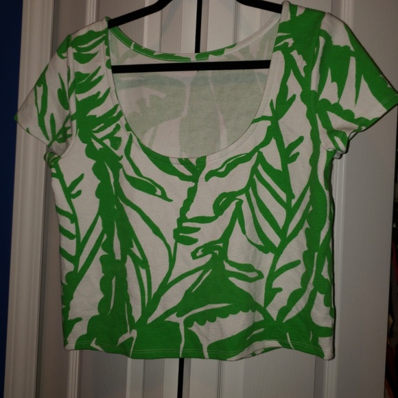 Top - Picture 2 of 3